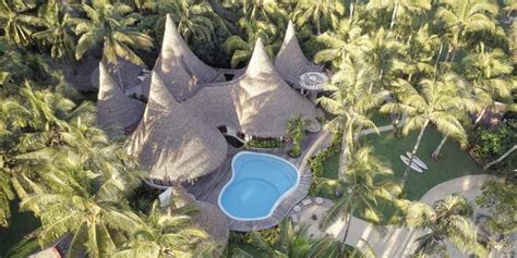 This travel fair offers discounted packages in Siargao, El Nido .